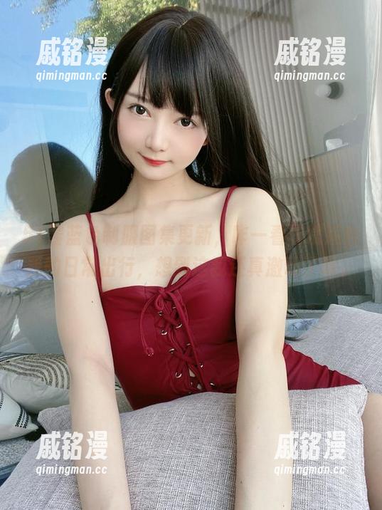 51酱 51酱蓝色制服图集更新,咋一看非常适合我的日常出行,想到这我还真激动了呢。