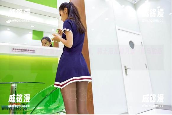 AISS爱丝(黄金版) - 西雅的写真，骑士范儿却只差一匹马的距离