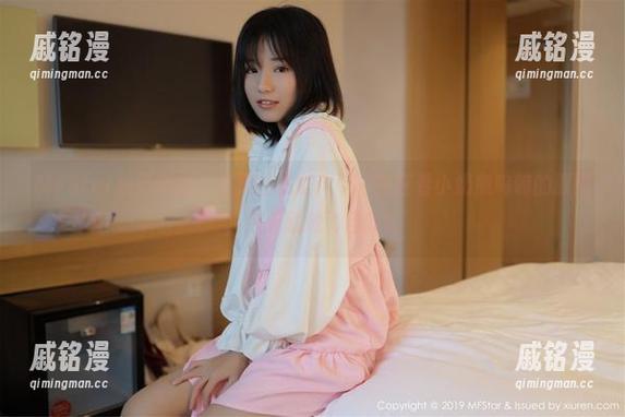 MFStar模范学院 - 在黑丝的陪伴下，疯狂看小奶瓶呜呜的原图，今天就放飞自我！