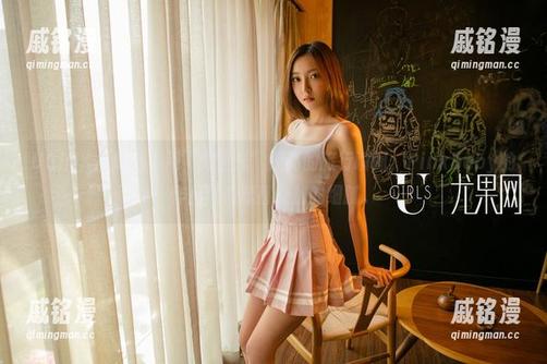 UGirls尤果网-Pinkbaby UGirls尤果网 - 用“无圣光”照亮的旅行瞬间,Pinkbaby的作品带着悲喜交加的细腻。