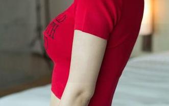 UGirls尤果网 – 李宝儿校服套图更新，难道这是在给我们上穿搭课？