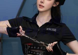 Xiuren秀人网 – 最新图册目测要破产了，大美媚京的温柔攻势来得直接又猛烈！