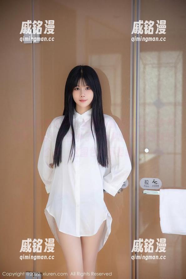 Xiuren秀人网 - 观看小狐狸Sica的女神写真，脑海里脑补了五十种狐狸精辣妹的个性，这图包真不要命！