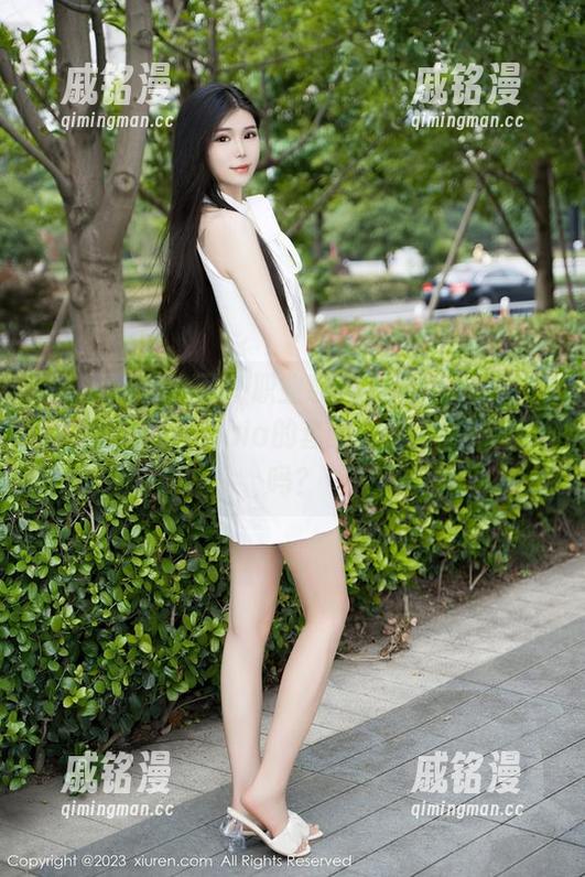 Xiuren秀人网-杨紫嫣Cynthia Xiuren秀人网 - 职业装背后的窃窃私语——杨紫嫣Cynthia的套图合集,你听懂了吗?
