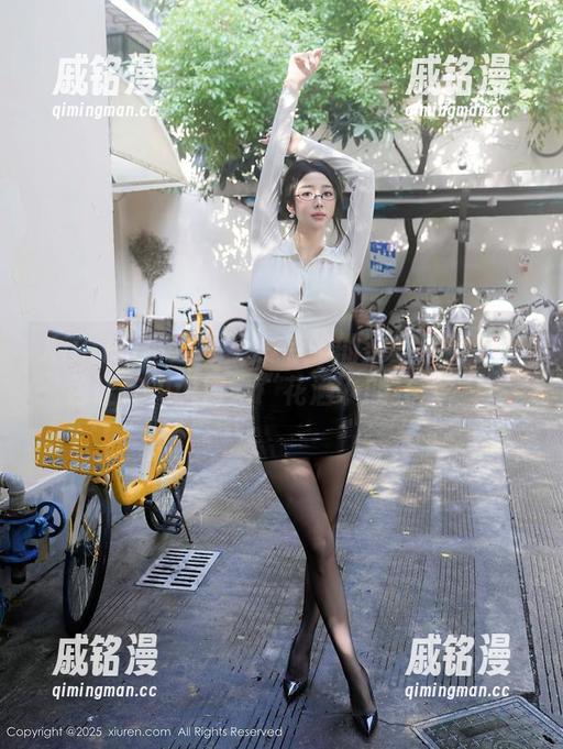 Xiuren秀人网 - 贾诗晗的浴室：全套图包让你见识何为“花洒下的狂欢”！