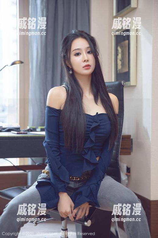 YouMi尤蜜荟 - 我发现Carol周妍希的夏天里藏着一只小猫咪？原图与下载链接分享给你！
