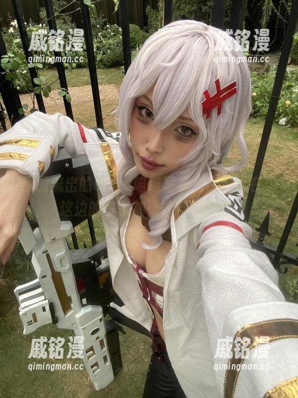 原图流出的eliza喵喵写真，你是否在想这边的奥尔加·迪斯科迪亚？