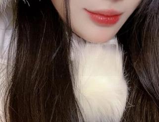 九言的丽莎，你敢说不想一睹全套图包？