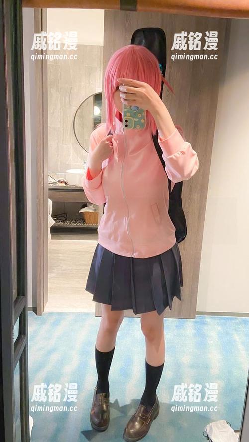 亚缇arty 亚缇arty的私人照片:当兔女郎遇上魔法点滴!