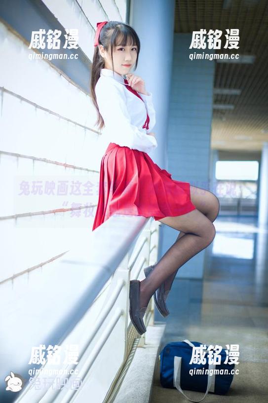 兔玩映画这全套写真，体操服似乎在说：“舞妆未必是我的唯一！”