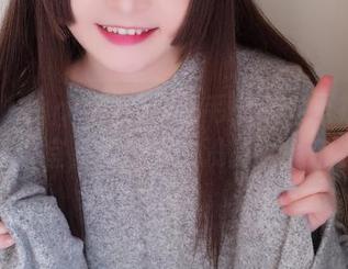 从古川kagura的灰色毛衣合集里找乐子：卧室里的小秘密没那么复杂。