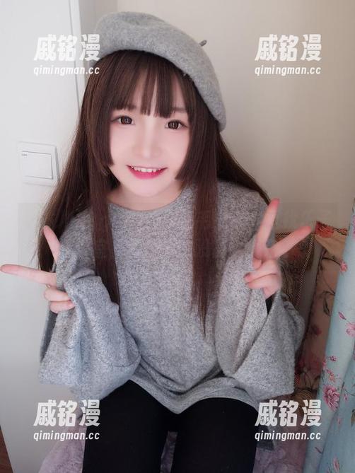 从古川kagura的灰色毛衣合集里找乐子：卧室里的小秘密没那么复杂。