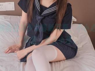 喵糖映画白裙少女最新写真，不小心掉进了梦里，有点小迷。