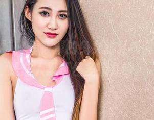 头条女神 – 看筱溪的兔女郎私房图片，真是让人忍不住多看几眼。