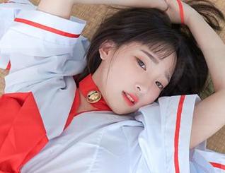 姜仁卿(강인경)+和服=幸福的美图，当她站在那里，我的眼睛都快发亮了。