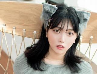 照片像奶油一样滑：宋哈娜(송하나)的BBUTTERMILKCOS梦