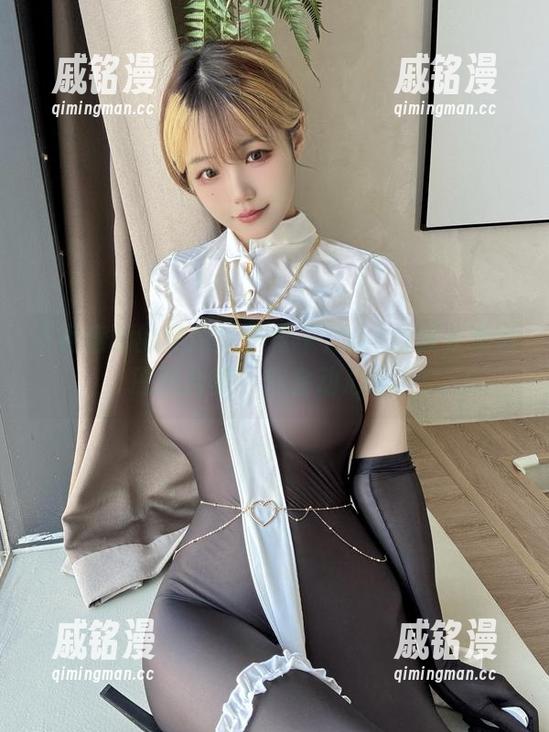 不经意间的美丽：小仓千代w7月舰长爱宕原图合集，你会动心吗？