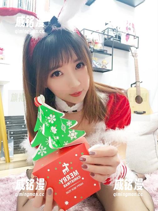 小女巫露娜 旗袍搭配小女巫露娜,高清小细节让你刮目相看,别忘了偷资源哟!