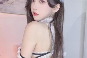见鬼去吧，小小奶瓶儿的万圣节照片活力满满