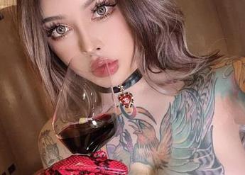 微密圈 – 资源分享：希希Gina站在这里，美脚像是一个谜，我能解开吗？