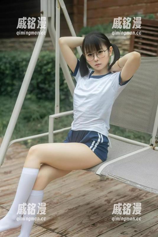幼水铃衣 幼水铃衣的午间更衣室才子,图片若不下载,岂不遗憾?