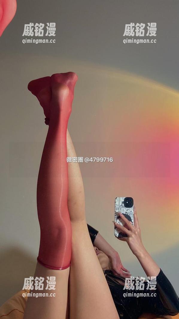微密圈 - 徐绾绾yyyy的图片，免费奉上，油亮得令人咋舌！