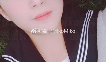 泳池大作战：御子Yumiko的高清写真集，放眼引发“意外”的每一瞬！