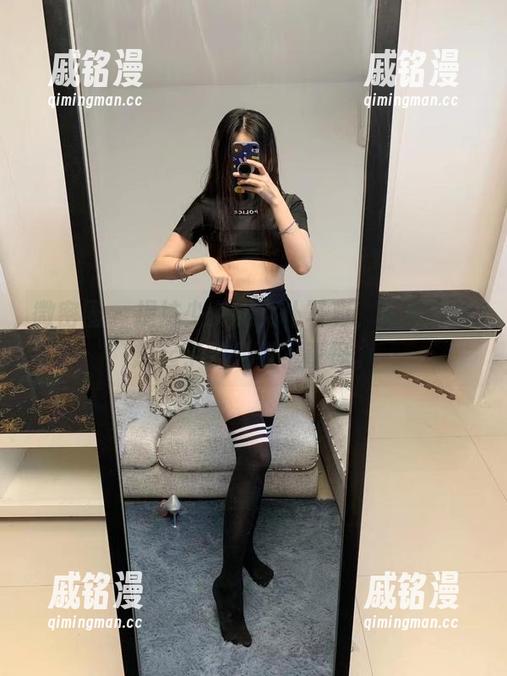 微密圈 - 提袜少女的女仆写真，竟然让我想起了那只猫？奇怪。