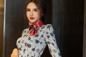 星颜社 – 李若汐ci这组最新白衬衫写真，可以说是令人惊叹，呼，心脏小鹿乱撞呀。