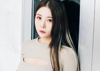 普美Bomi(보미)的短裤全集：原来这才是驾驭夏天的秘诀！