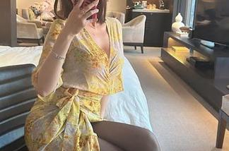微密圈 – 玩转豹纹，果儿Victoria的高清套图！不容错过的时刻！