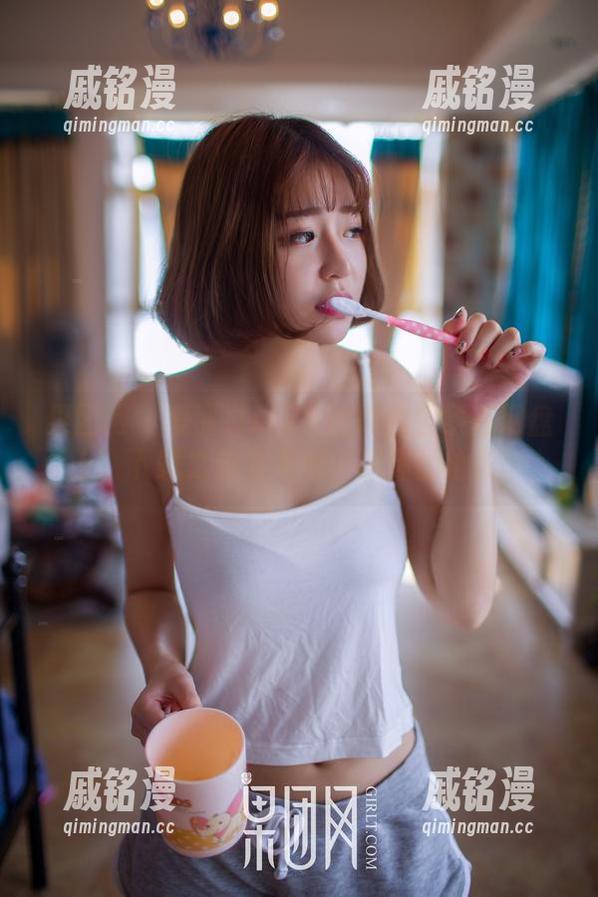 果团网 - 爱丽莎LISA的黑色哲学在网盘上，下载之前先考虑一下你的心脏。