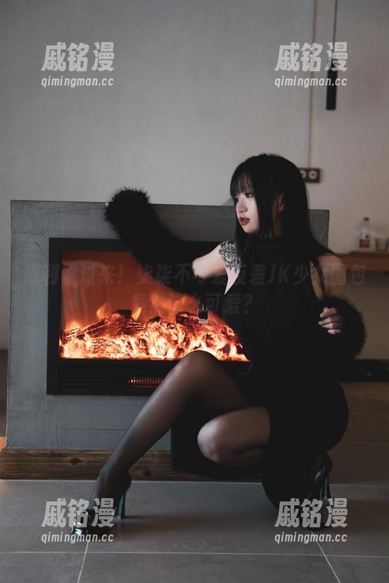 福利看过来！柒柒不可爱反差JK少女图包竟然这么可爱？