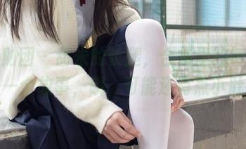 森萝财团 – 甜米的长腿，合集里的每一张都是一个故事，哦，可能还有点小肚肚。
