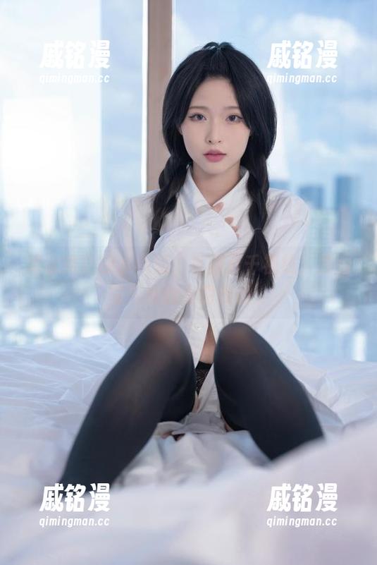 清水由乃 清水由乃的水手装,征服万千视线,原图写下她的美丽传说。
