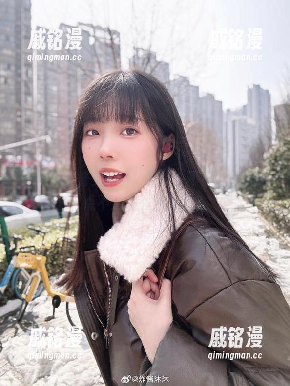 炸酱沐沐 炸酱沐沐修女cos,照片一不小心捕捉了点不应该有的神韵?