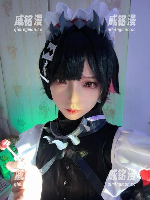 狐玖玖 人的姿态和浴缸的曲线,狐玖玖写真合集里有更多的可能性,就让我再看一遍吧。