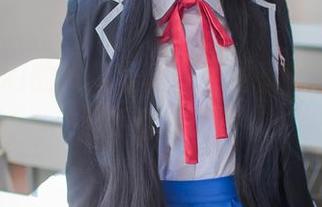 白金Saki的美脚写真：套图里的小宇宙，超乎想象啊！