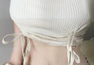 微密圈 – 你的沙漏女友全集，看看她和相扑猫的技艺对决！