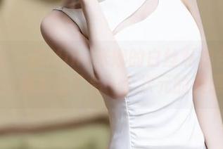 秀人网 – 在Mina米娜的白丝私拍合集里，仿佛发现了另一个次元的美感？