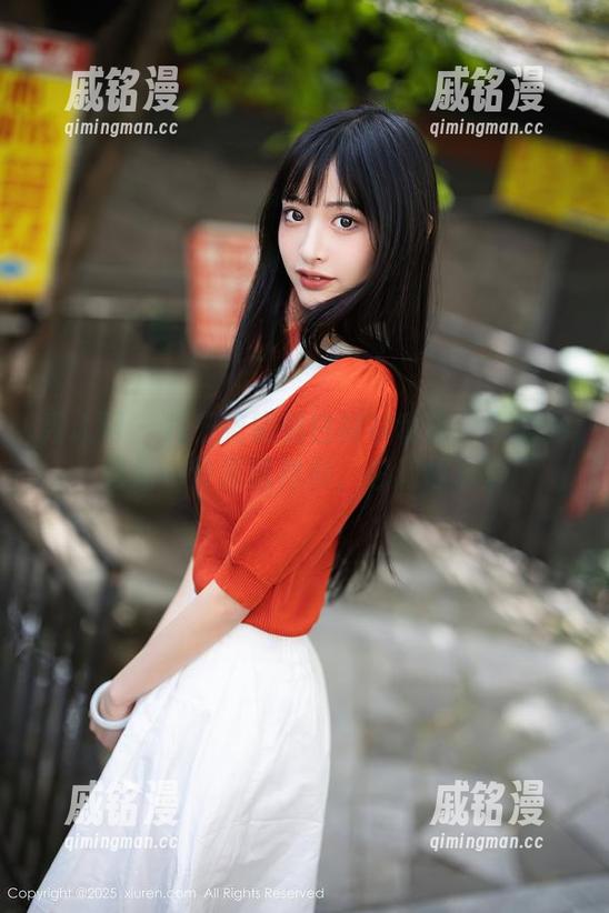 秀人网 - 九千柒柒的白衬衫套图：别以为这是一件普通衬衫，它有故事。
