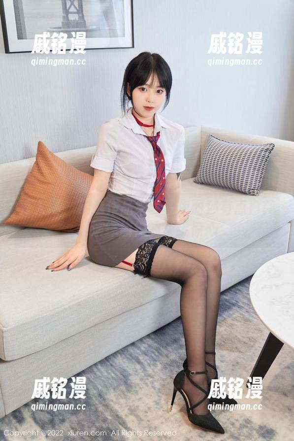 秀人网 - 精选作品集：看伊丽莎有点白如何演绎旗袍的步步惊心