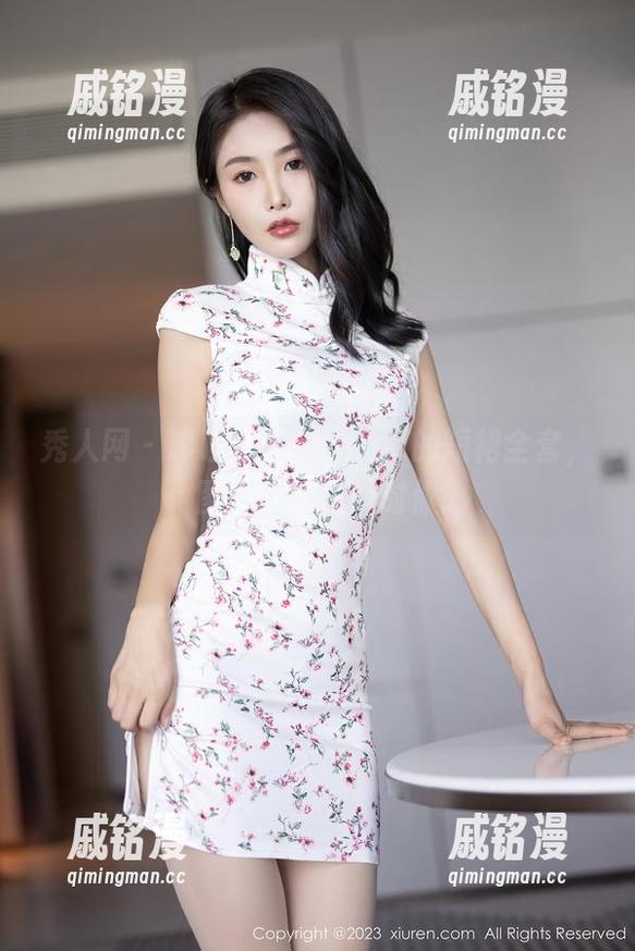 秀人网 - 呜哇，双笙Alina的短裙全套，图集来得正是时候