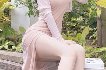 秀人网 – 周慕汐fairy的职场制服ol合集，还有那些壁纸，总觉得每一张都能让人停下！