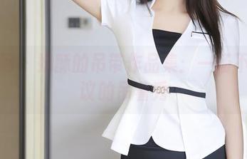 秀人网 - 奶酥的吊带作品集:一场不可思议的吊着秀