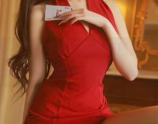 秀人网 – 岁小岁那校服系列图片，像是一场不愿醒的梦，随便分享让人欲罢不能。