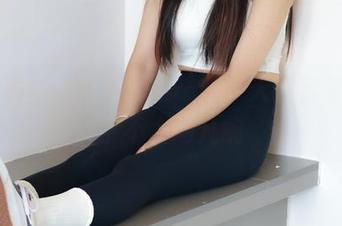 绮梦摄影 – 制服图集——今天的佳佳，似乎不太同凡响