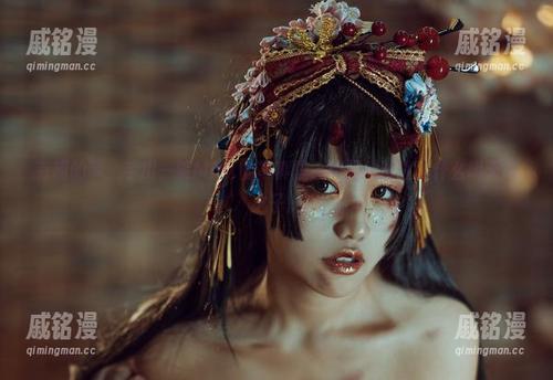 有趣的事，芊川一笑MNK的写真里，用图片讲述了什么叫天命之子。