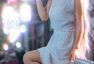 芊芊酱w的修女角色：在作品集黑白之间徘徊