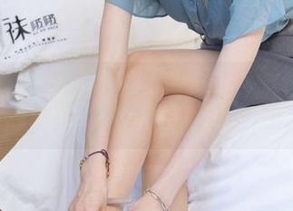 袜啵啵 – 网盘里的小甜豆：小腿黑丝，让人停不下来的节奏